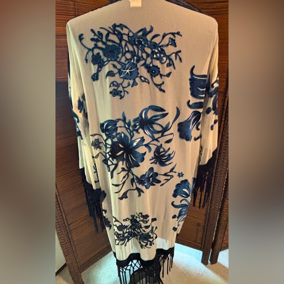 Chico's Other - Chico's Cream and Dark blue velvet burn-out Kimono